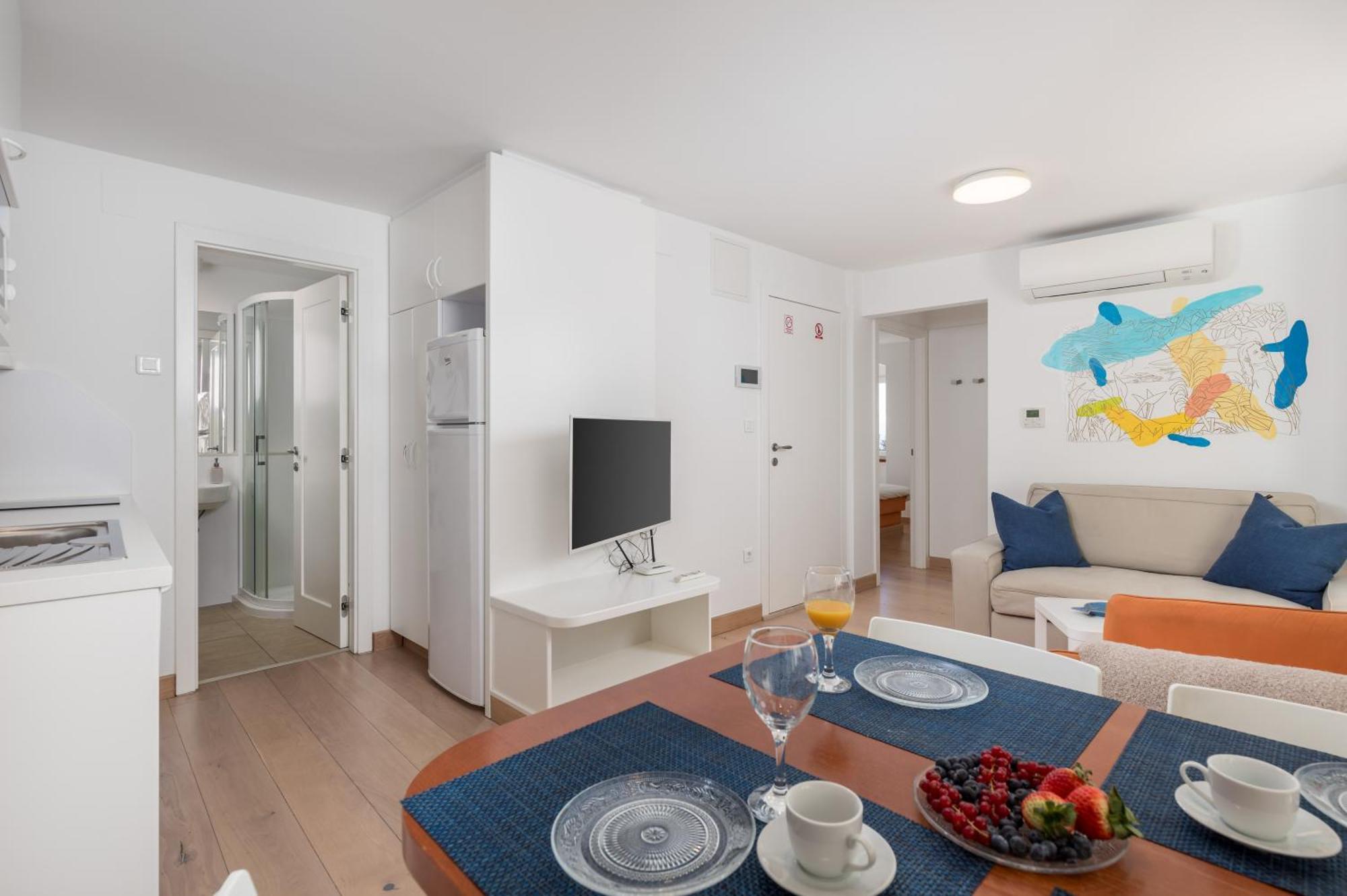 Apartments Anaika At The Beach, Opatija Esterno foto